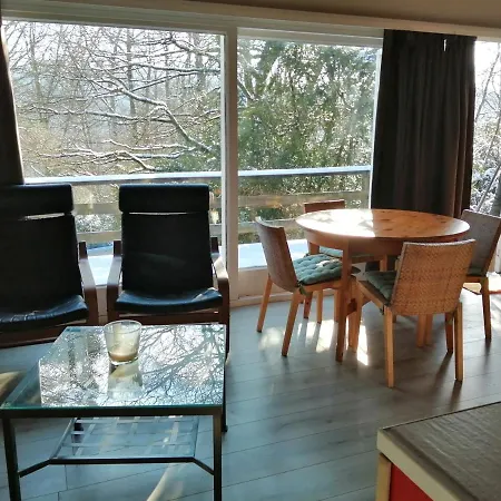 Au Repos De Zoe Waulsort